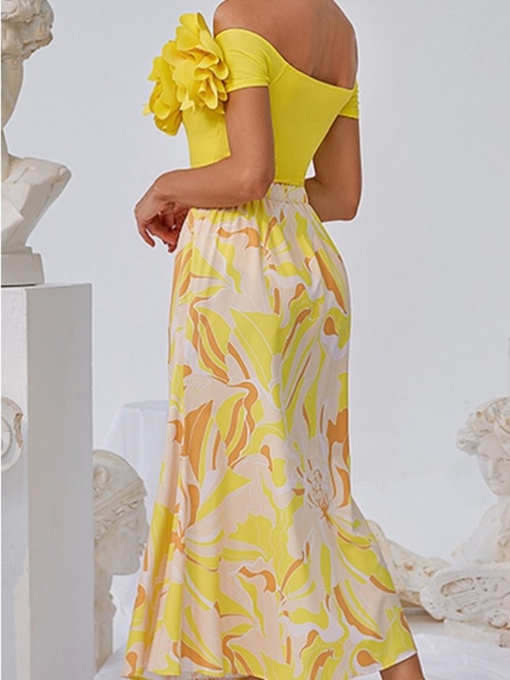 3D Flowers Decor One Piece Swimsuit and Skirt